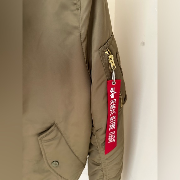 Alpha Industries MA-1 BOMBER JACKET HERITAGE - SAGE NEW - Picture 11 of 13